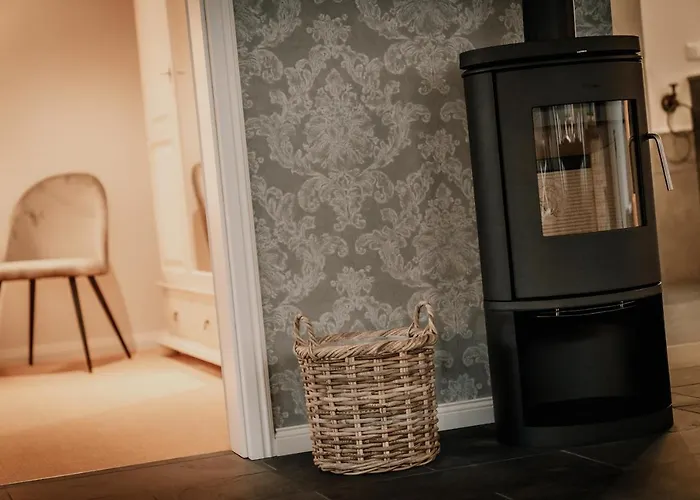 Reetdachhaus Steuerbord & Backbord Reetdachhaus Sandhus Backbord Vakantiehuis